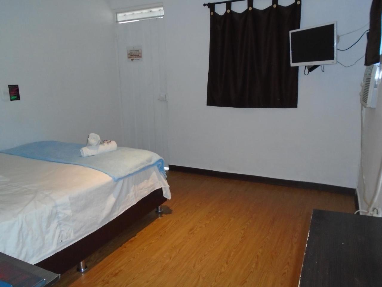 Llano Dorado Hotel Campestre Granja Campo Alegre エクステリア 写真